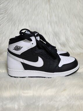 Nike Air Jordan 1 Retro High OG Black White 2.0 Youth 7 / Women 8.5 NWOB